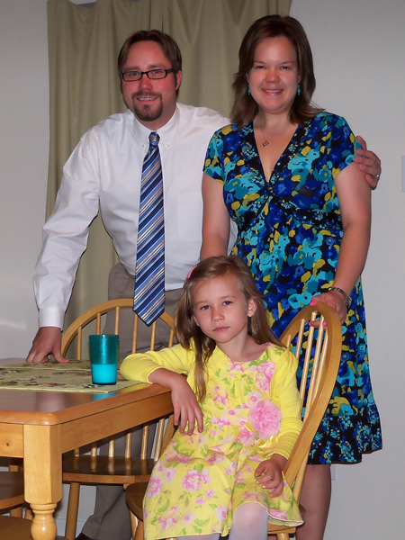 Some of us were awake for this pre-mass portrait with the camera timer. 